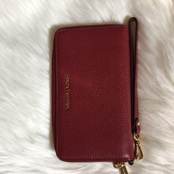❤️❤️Michael Kors, Wallet❤️❤️ - Picture 3 of 4